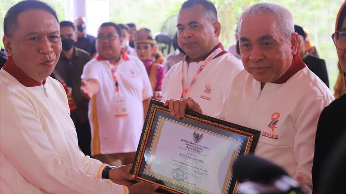 Isran Noor Raih Kembali Raih Penghargaan sebagai Penggerak Pemuda Pelopor