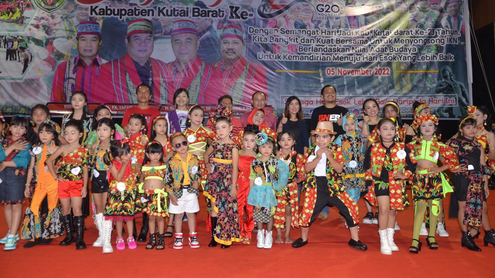 Semarak HUT Ke-23 Kubar, Lomba Fashion Show Casual Batik Digelar
