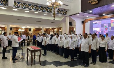 97 pejabat