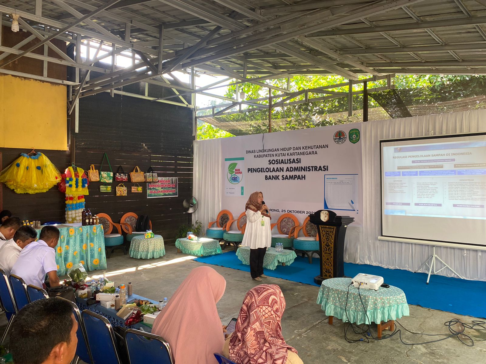 sosialisasi dlhk